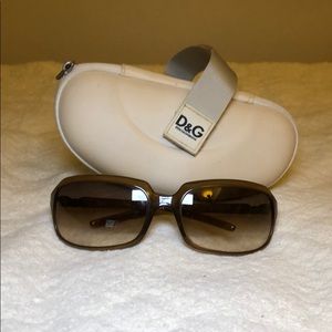 Dolce & Gabana Clear brown sunglasses with case